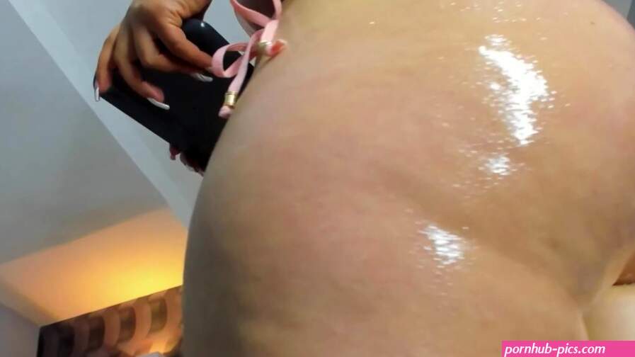 Chubby girl with a big ass oils her big butt and dances sensually for you
