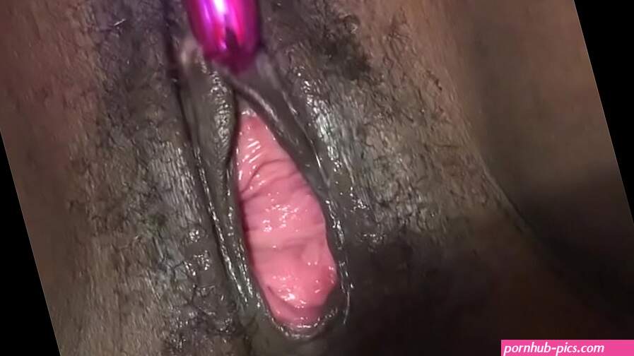 Wet pussy moaning crazy loud