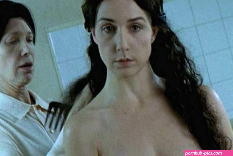 Elsa Zylberstein nude pics page