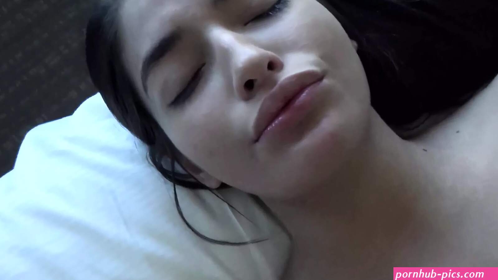 Gratis Emily Black Pussy UHD 4K 2160p pornivideos 2026