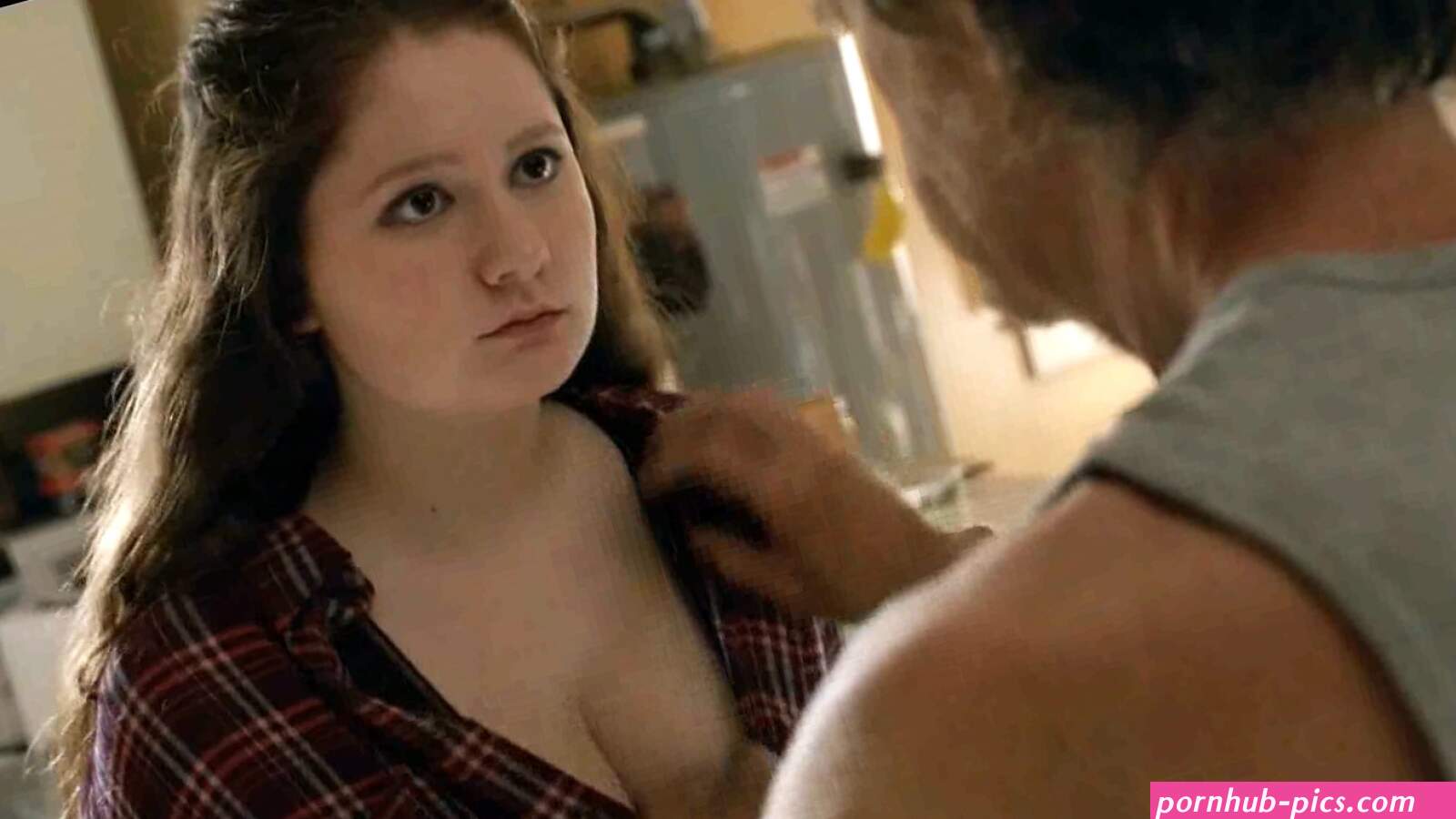 Emma Kenney nude pics page