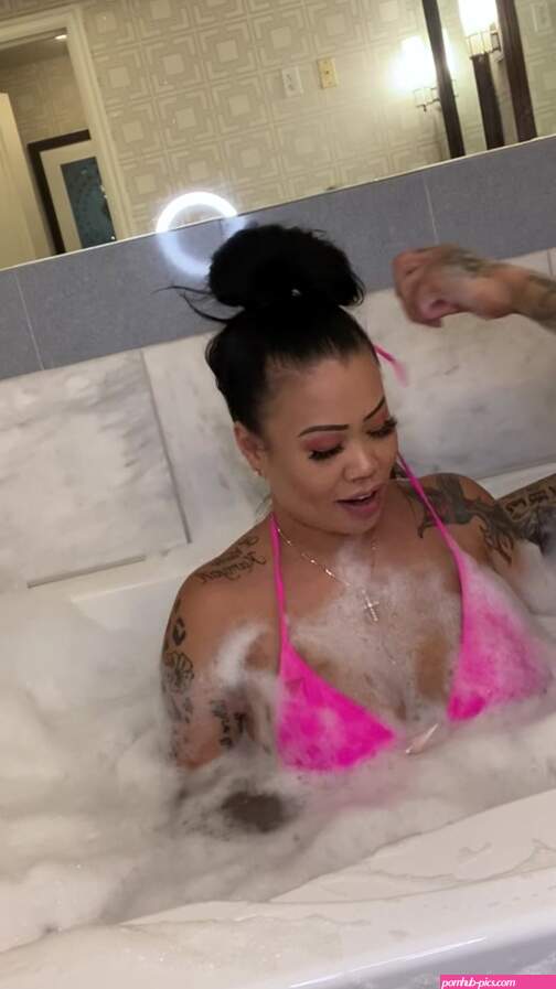 Lovely Mimi Porn Videos on KittyKawai