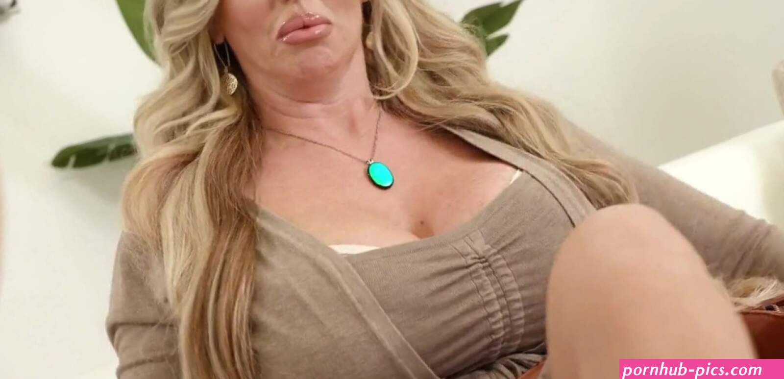 Bombastic blonde MILF with huge tits fucked in the ass