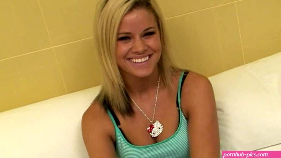 Jessa Rhodes fucks and swallows cum in her first scene