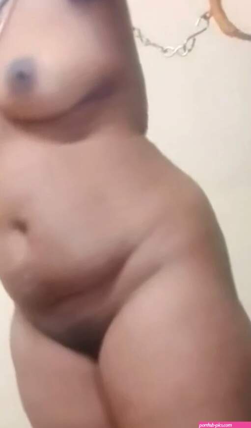 Tamil Aunty Porn Pics: Nude Women in Free Sex Photos