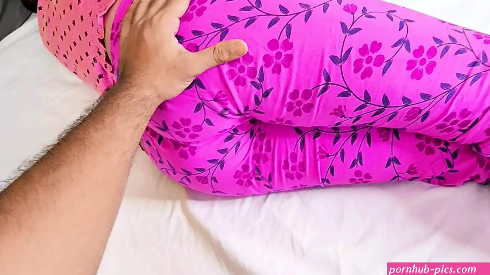Shoulder Massage Porn Videos: Free XXX-rated Sex Videos 2026