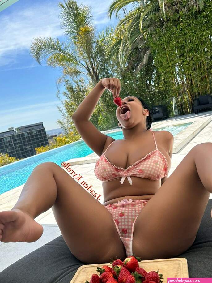 OnlyFans model jaadenforfree