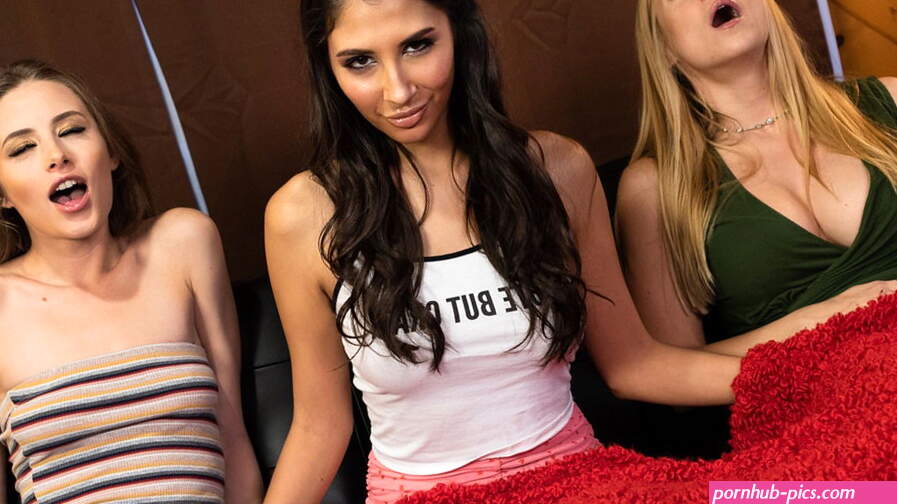 Search Results for lesbian cougar