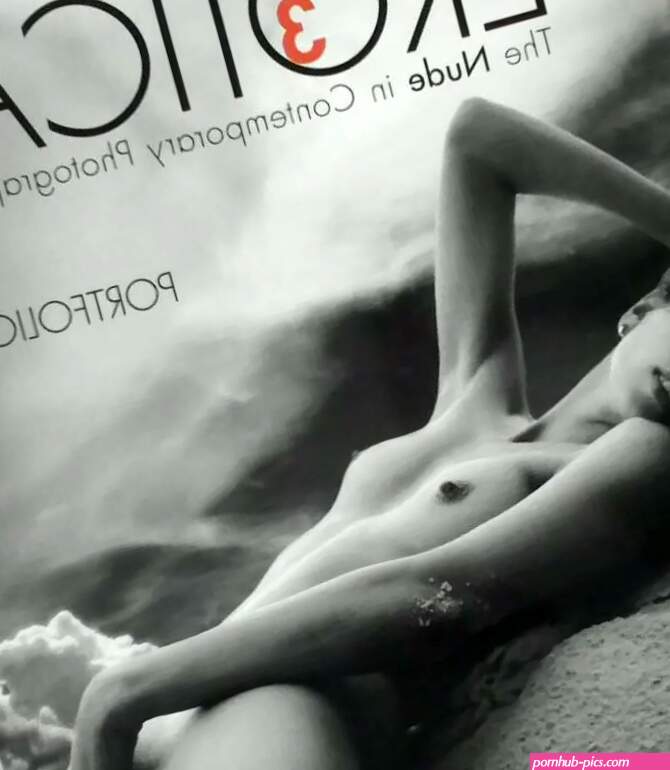Erotica 3: The nude in contemporary photography