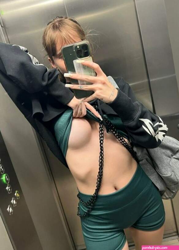 Livia Brito aka liviabrito Nude Leaks OnlyFans
