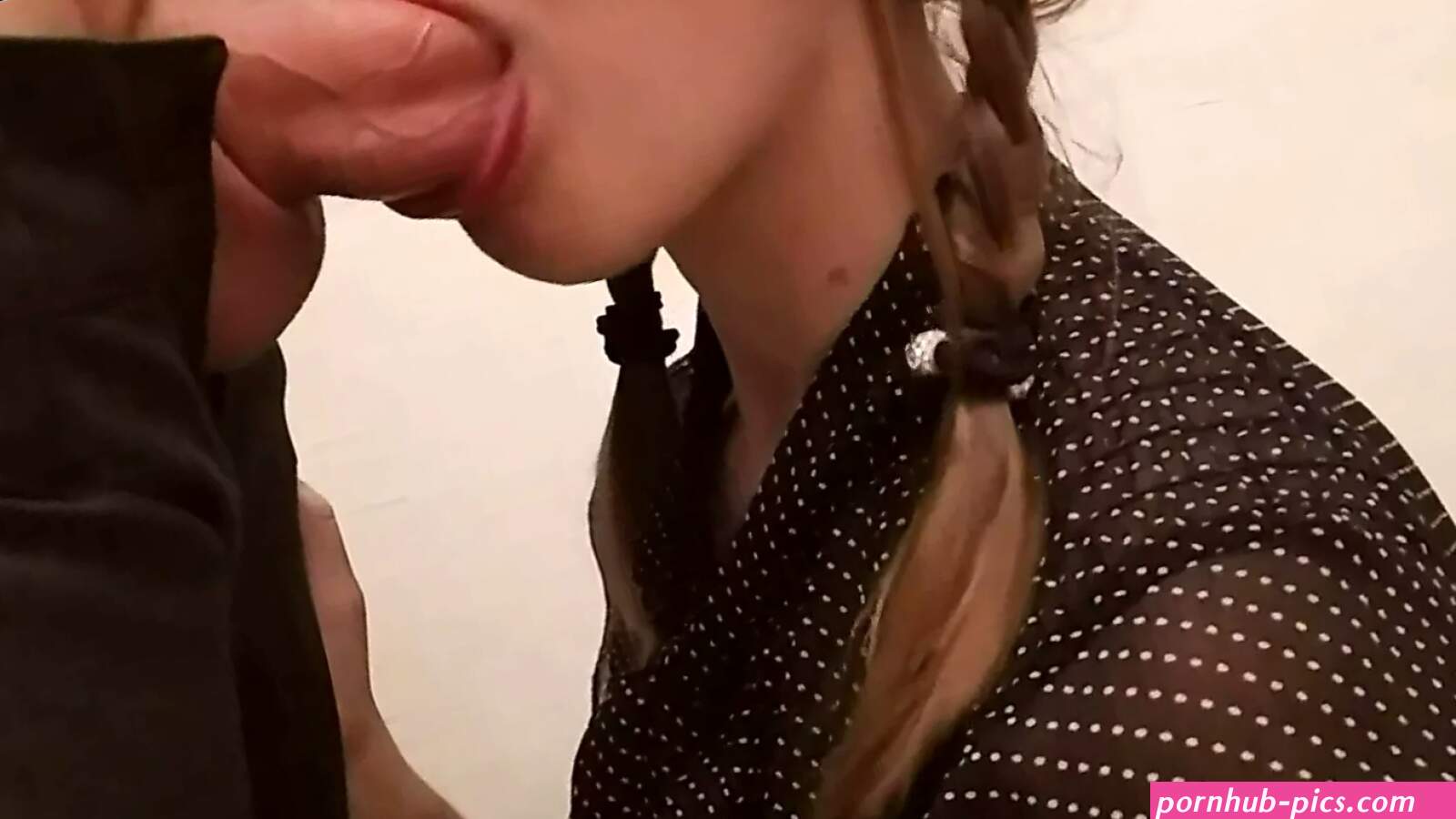 Free Office Blowjob Porn Videos