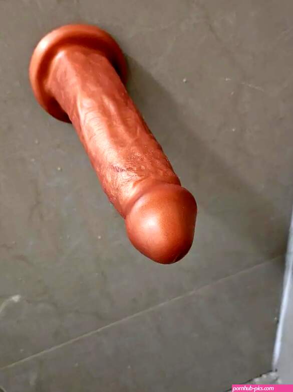 Position a Suction Cup Dildo for Anal 7 Places