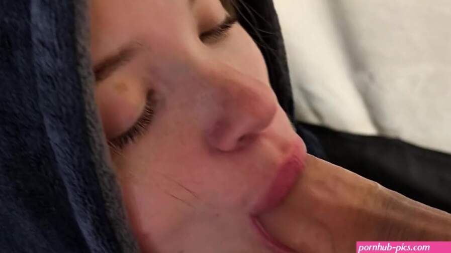 Real Homemade Teen Porn. Amateur home video. Blowjob PornHub.