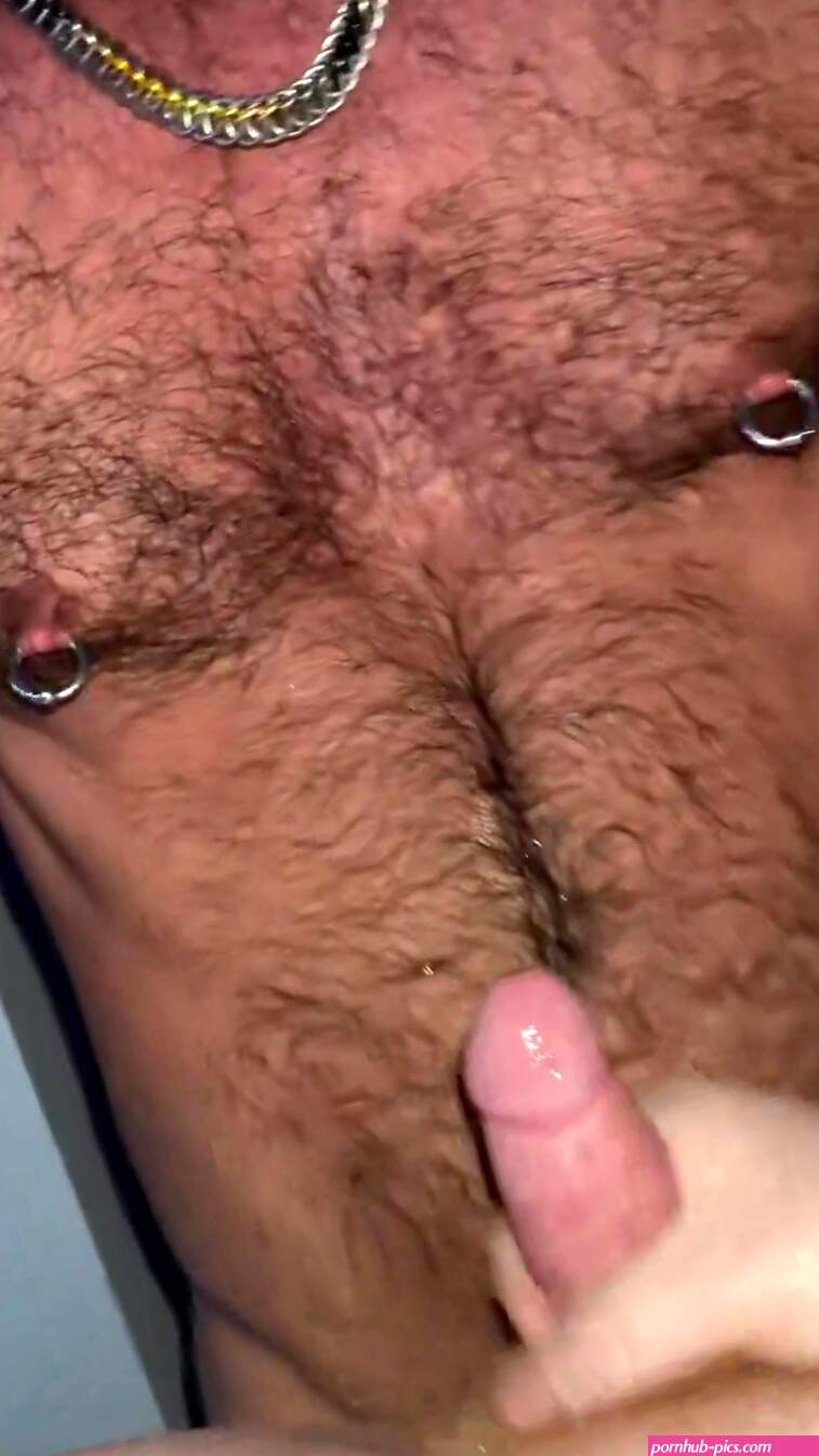 Pissing while fucking