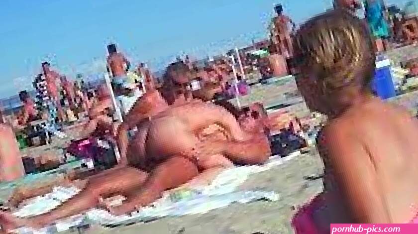 Couple Fucks At The Beach