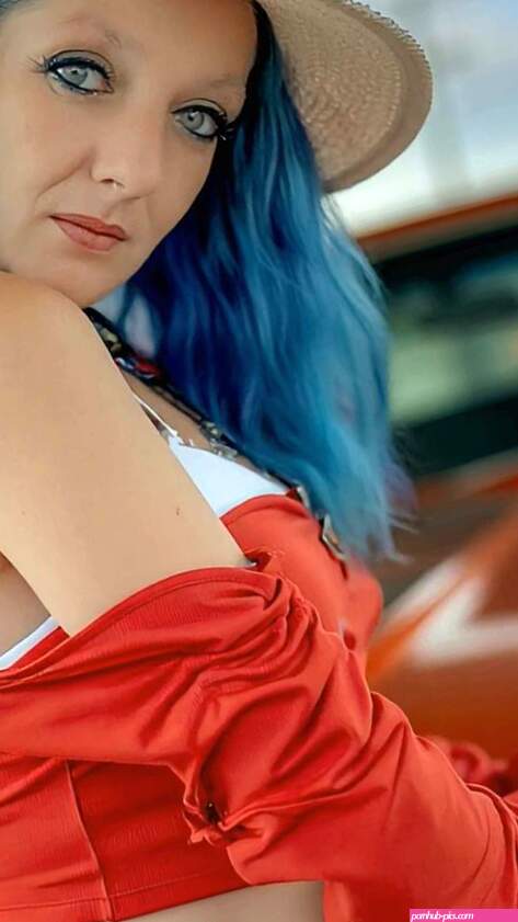 Country MILF s Video on X