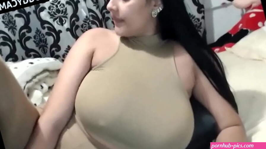 huge boobs indian webcam