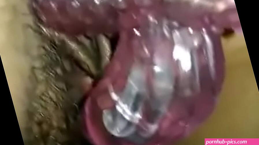 Meri colmek pake dildo