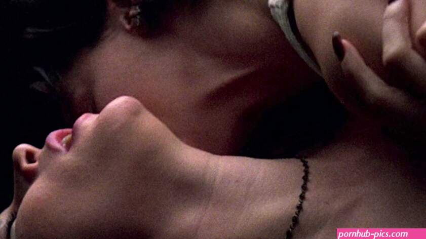 25 Streaming Movies With Hot Lesbian Sex Scenes