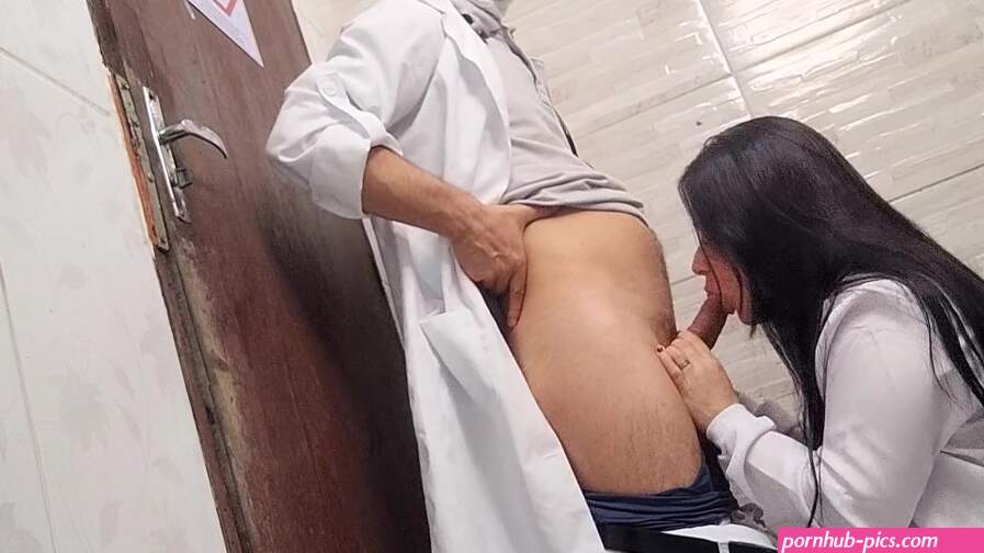 Doctor and nurse cant resist and have sex in the hospital bathroom during their shift