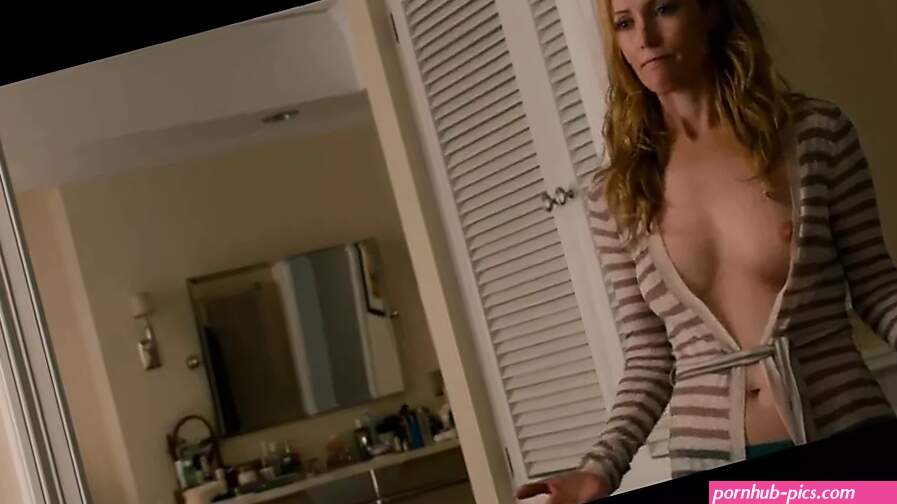 Leslie Mann Nude Scenes