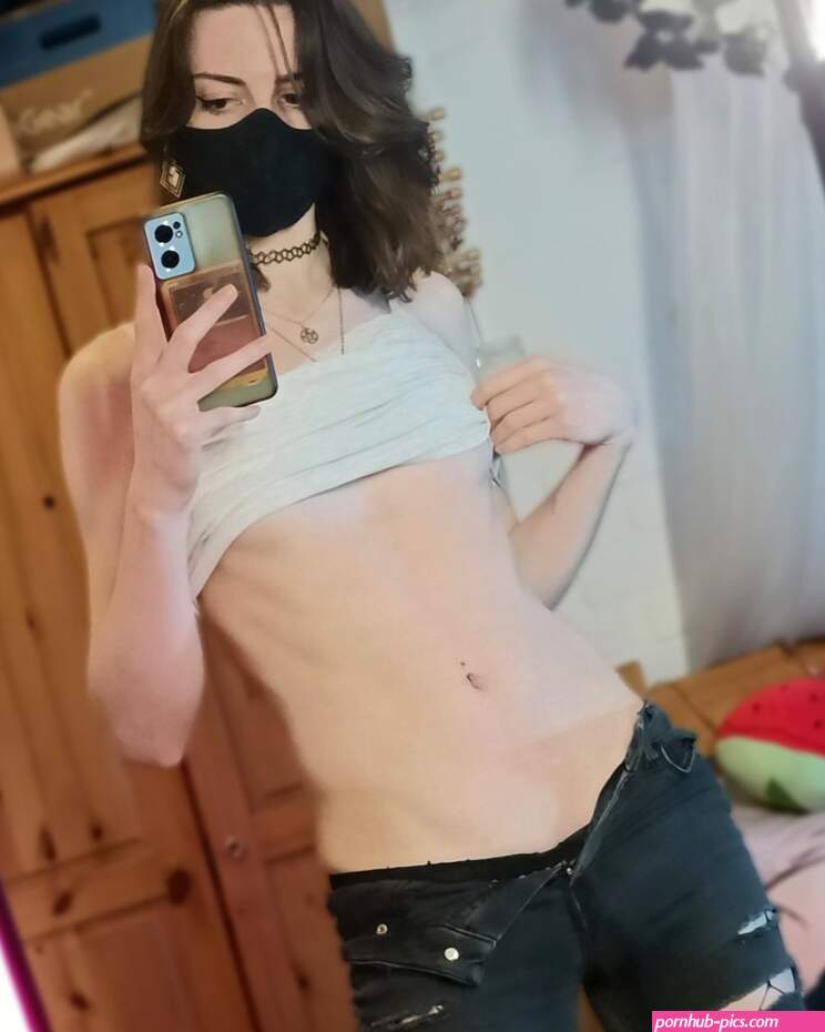 yona.ghoul photos and videos from OnlyFans