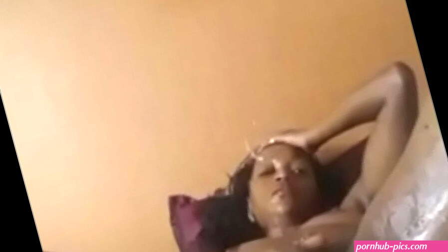 Insanely Sexy Black Woman Squirting HARD