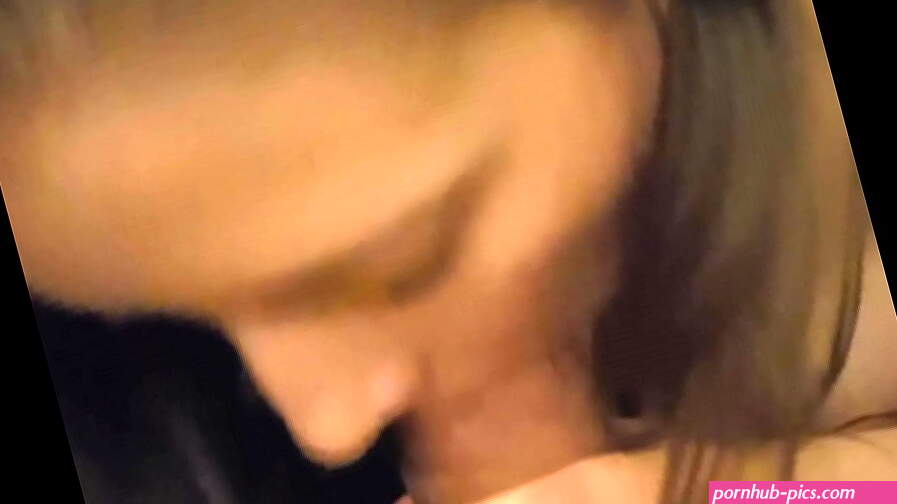 Amateur white girl blowjob