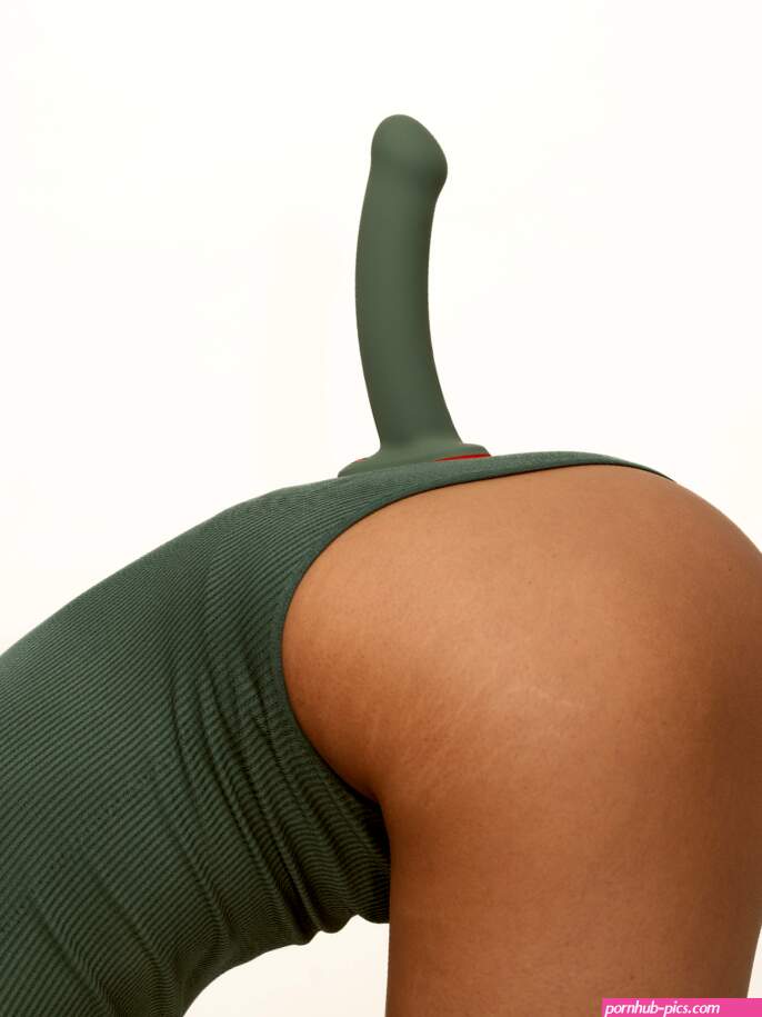 Fun Factory Magnum dildo