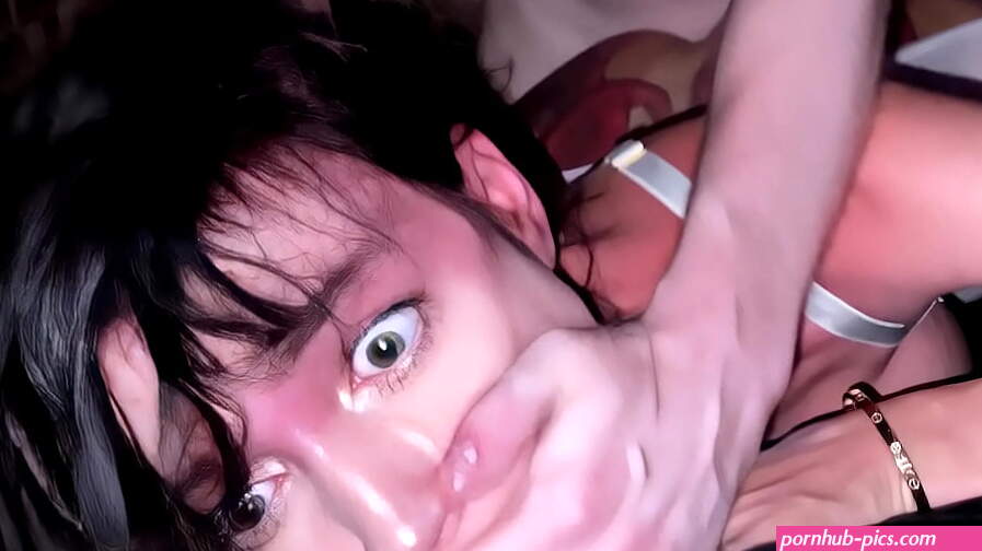 Babe Gets Her Pussy Pounded ROUGH