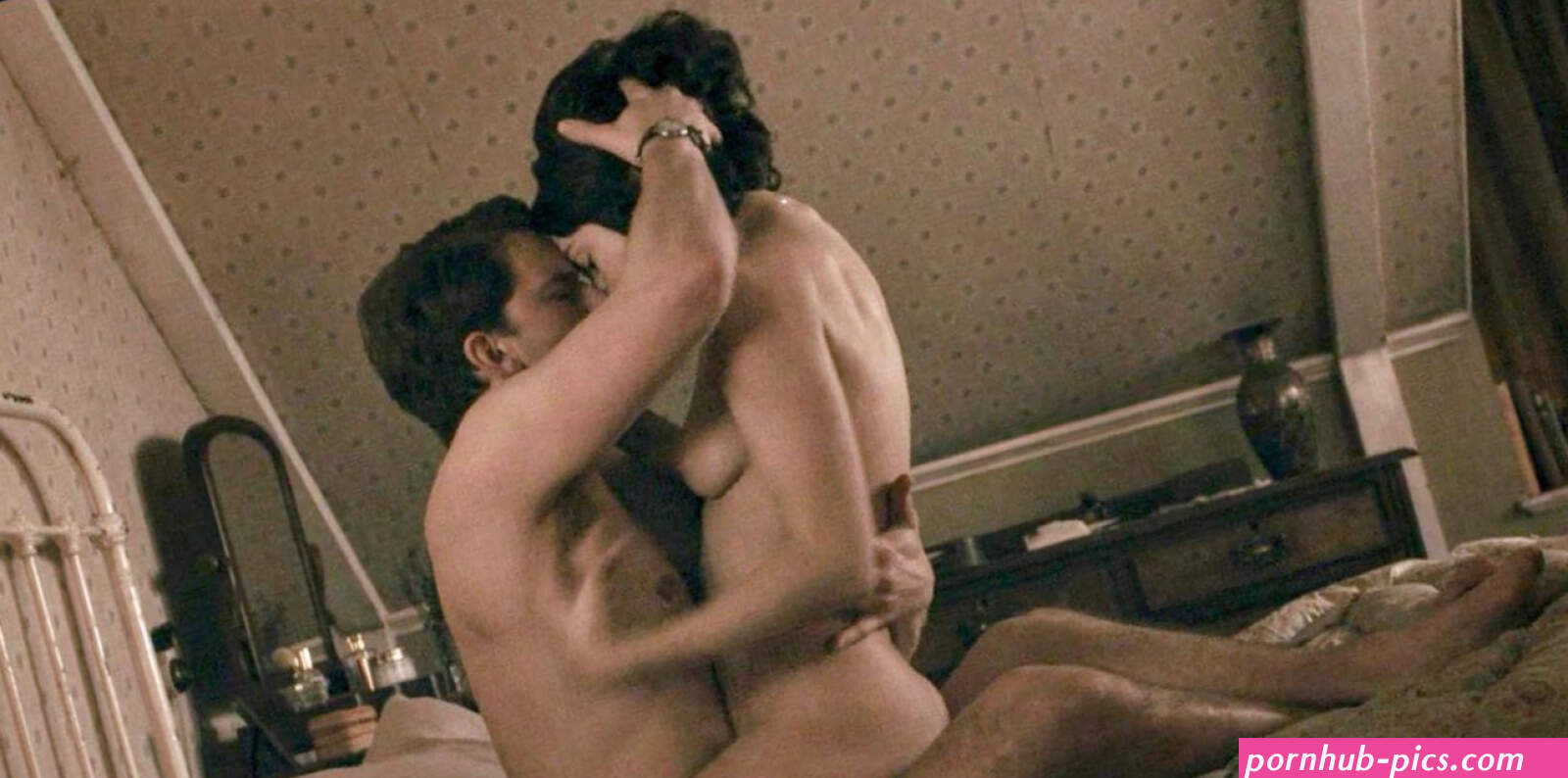Hermione Corfield Nude Sex Scenes in Outlander Blood of My Blood