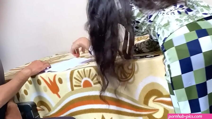 Indian hunger pussy girl seduced by tuition sir hindi latest porn movie