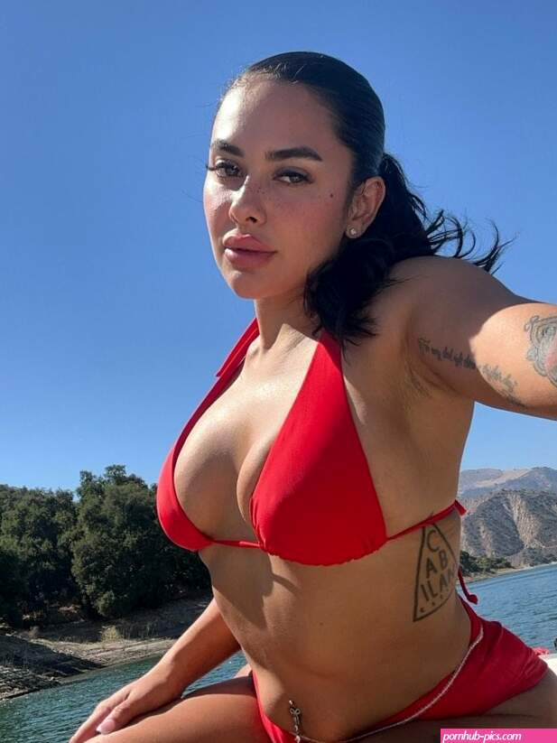 Prettylillu Nude Leaked OnlyFans