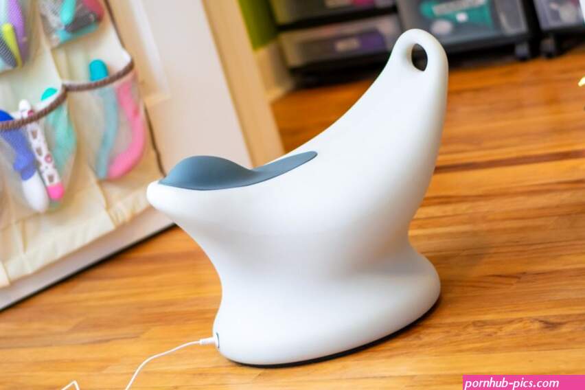 Review: Jimmyjane Rumble Seat vibrating sex chair Hey Epiphora Where sex toys go to be judged