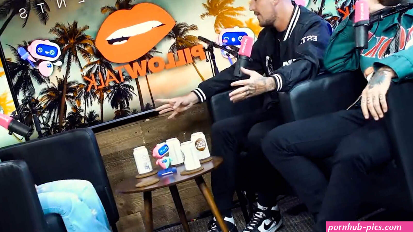 ADRIANA CHECHICK ADAM22 x Pillow Talk
