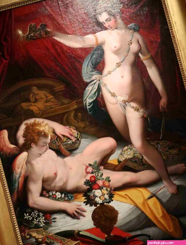 Acro Polis Nude Leaks
