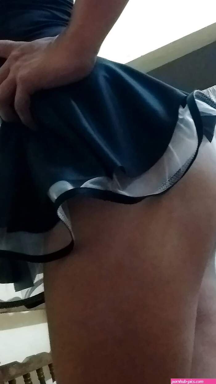 Alguien necesita una sirvienta: 7 Nude Pics