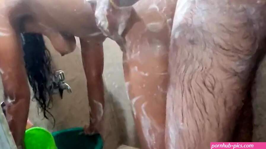 stepbrother stepsister taking a bath hard fucking