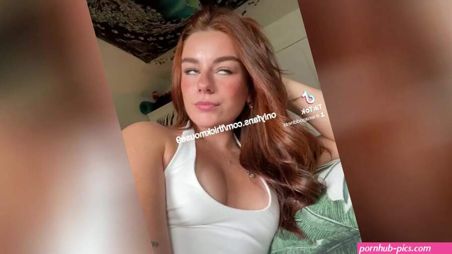 18-Year-Old TikTok Stars Pussy Leaked During Live