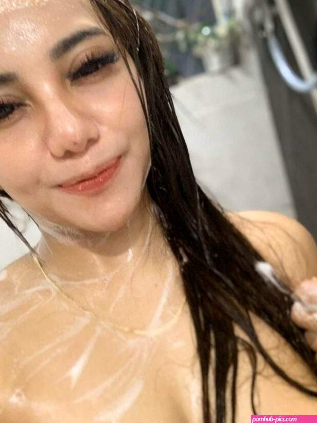 MekSarrah Nude Leaks