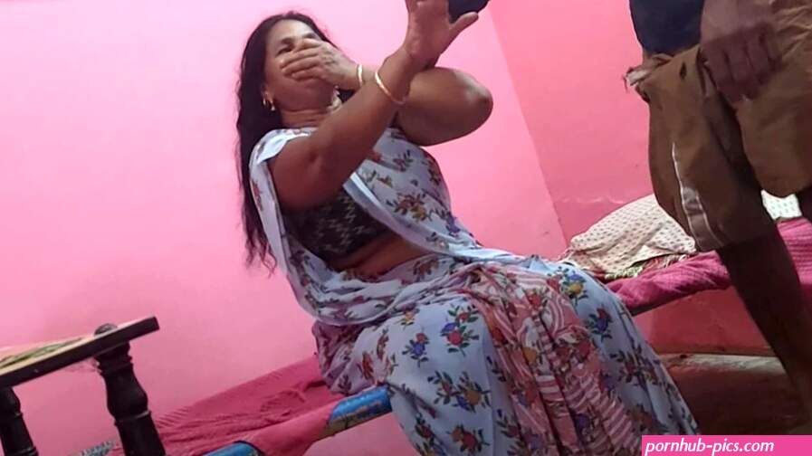Tamil Hot Aunty Fucked By Her Son In Law With Audio Porn Videos: Free XXX-rated Sex Videos 2026 4