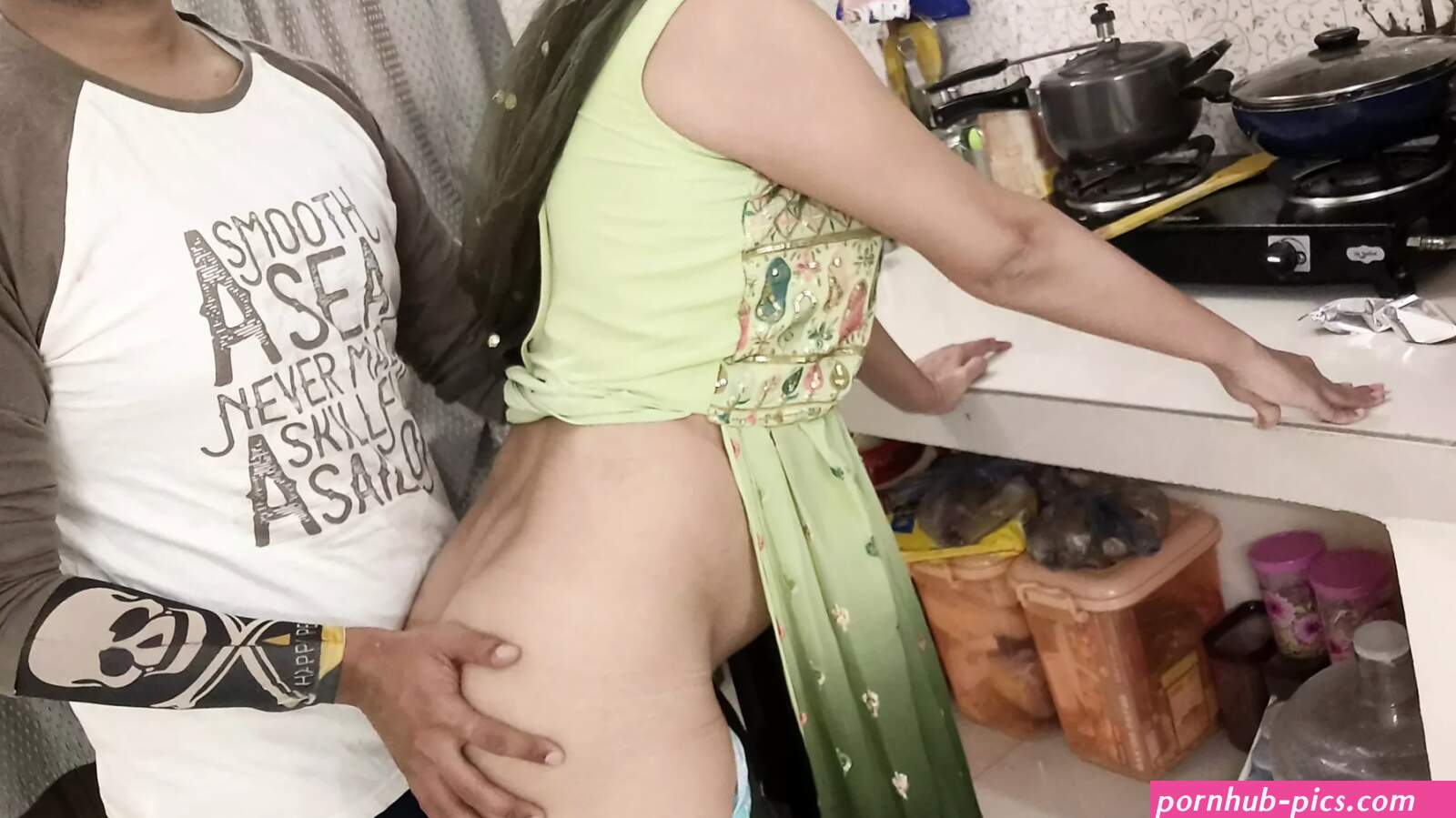 zabardasti anal photos
