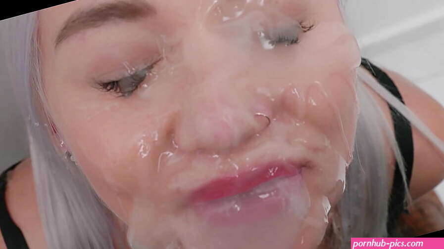 Extreme Facial Cumshot after a SOS Blowjob