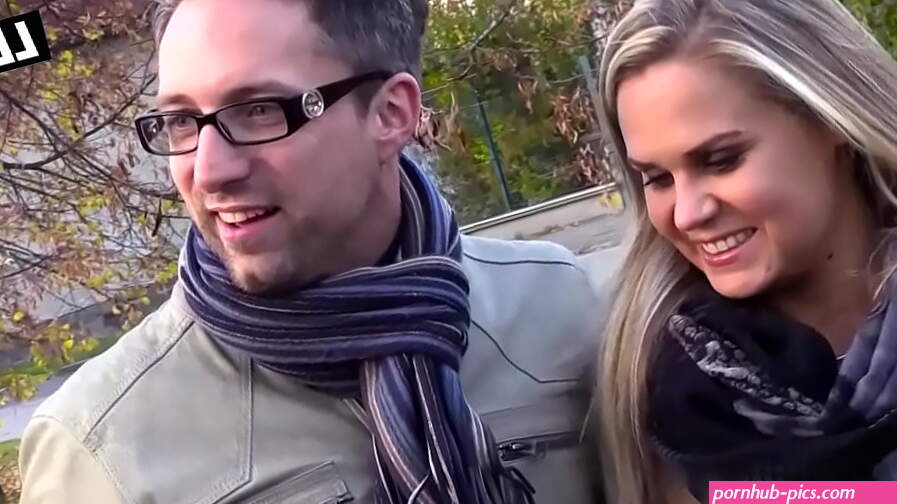 Russian Chick Marina Visconti Joins Czech Couple Barra Brass Lutro For Best Sex During Christmas