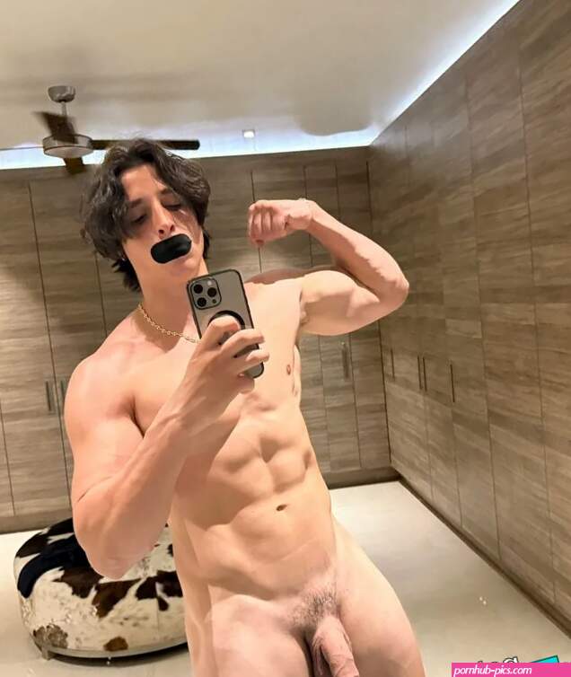 Gattouz0 1 Nude OnlyFans Leak Picture jExFVjsC9w