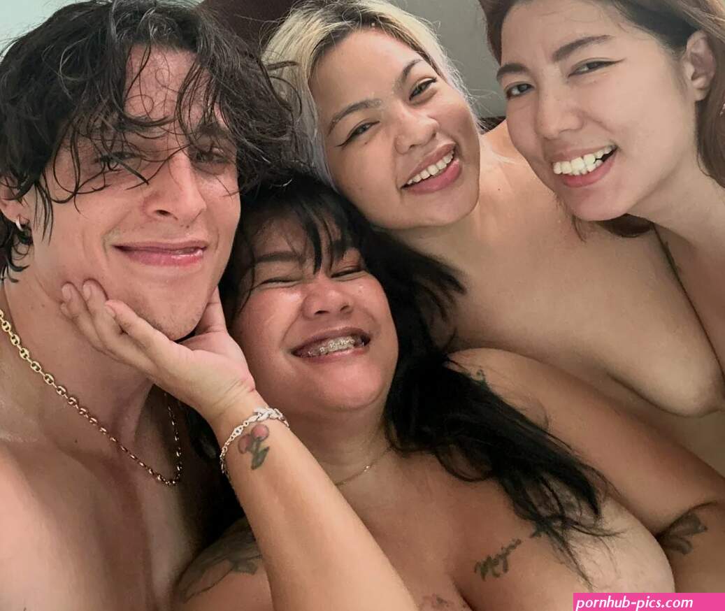 Gattouz0 1 Nude OnlyFans Leak Picture QTqNUjI2e4