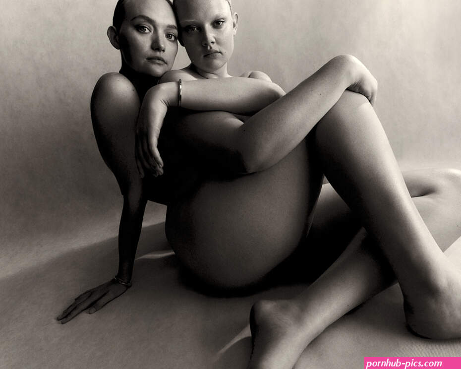 Gemma Ward and Holly Rose Emery: Ahead of the Curve