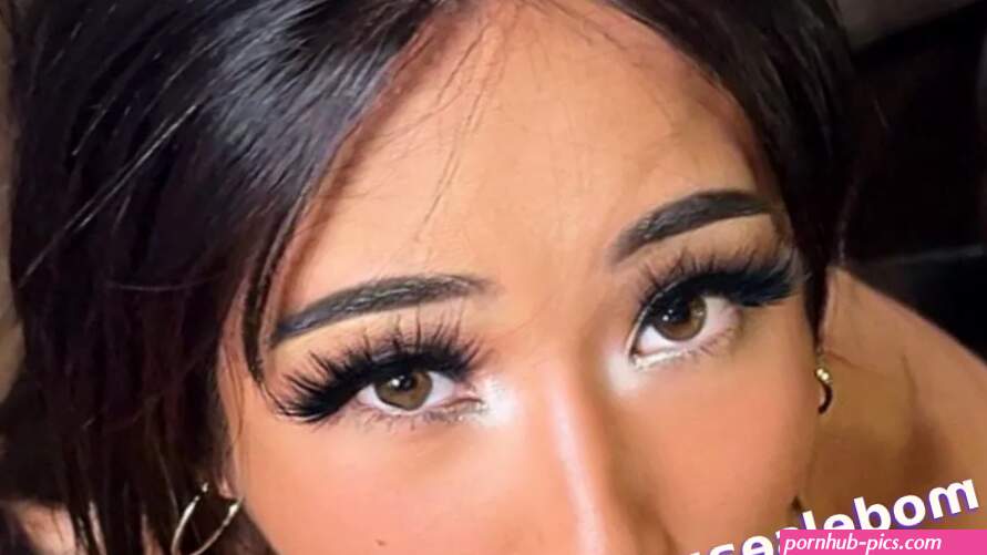 Mae Soryu Onlyfans Profile Content