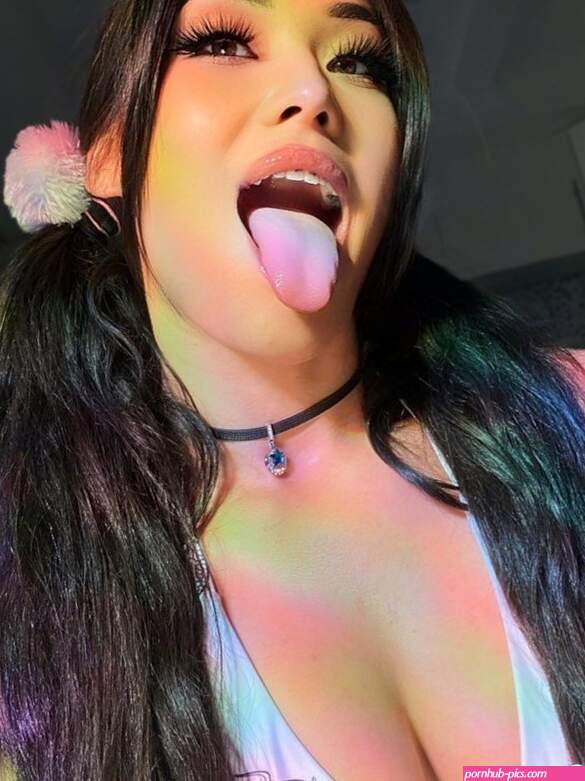 Mae Soryu Onlyfans Profile Content