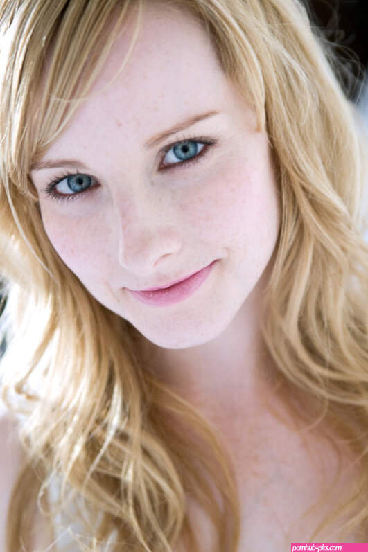 Bernadette from Big Bang Theory Melissa Rauch melissarauch Nude Leaked OnlyFans